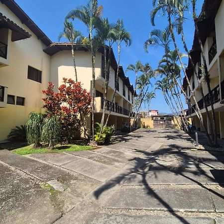 Casa 7 Em Ubatuba No Centro Condominio Com Piscina E Churrasqueira Bagian luar foto