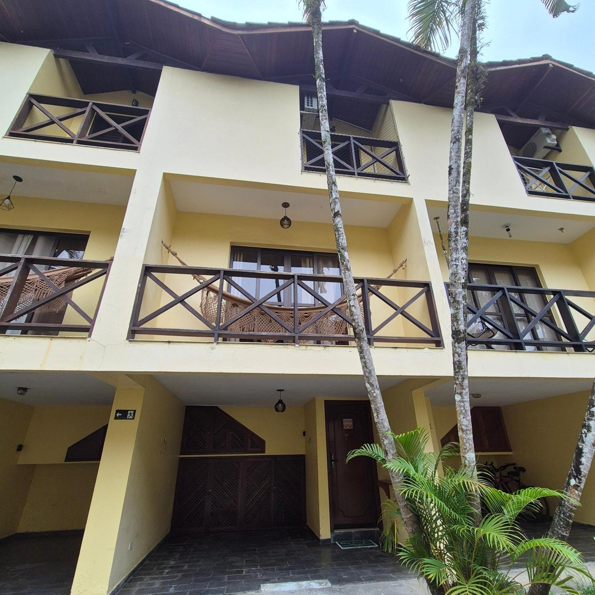 Casa 7 Em Ubatuba No Centro Condominio Com Piscina E Churrasqueira Bagian luar foto
